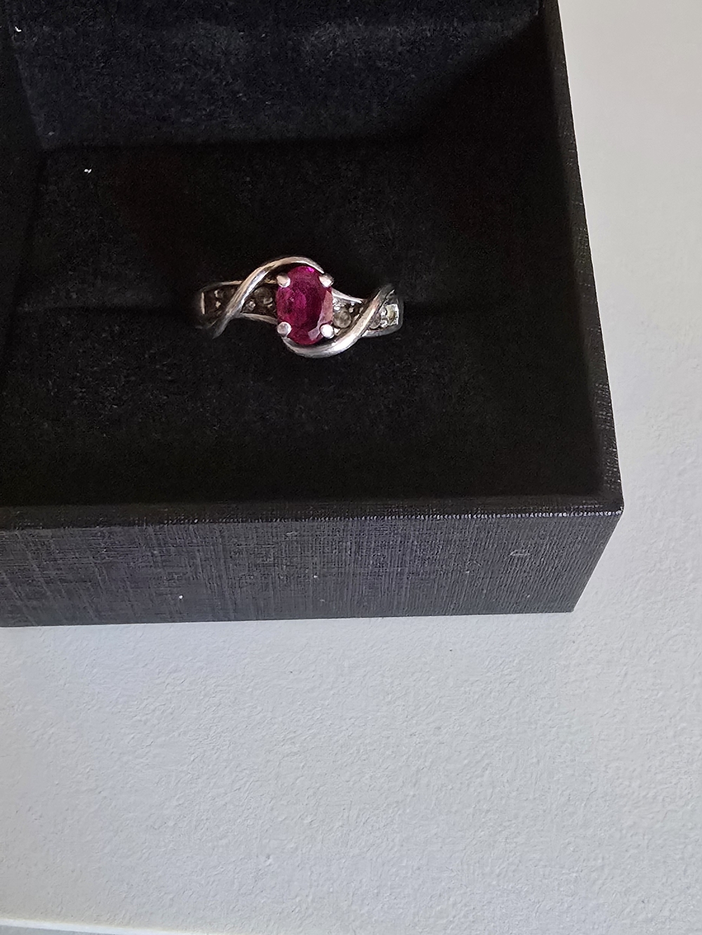 Sterling Silver Ruby Gemstone Twist Ring W White Sapphires Size 6